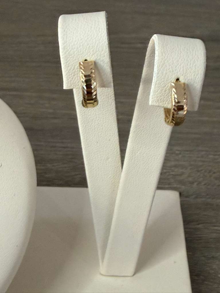 Argollas Diamantada Pequeñas