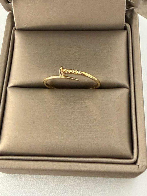 Anillo de Clavo