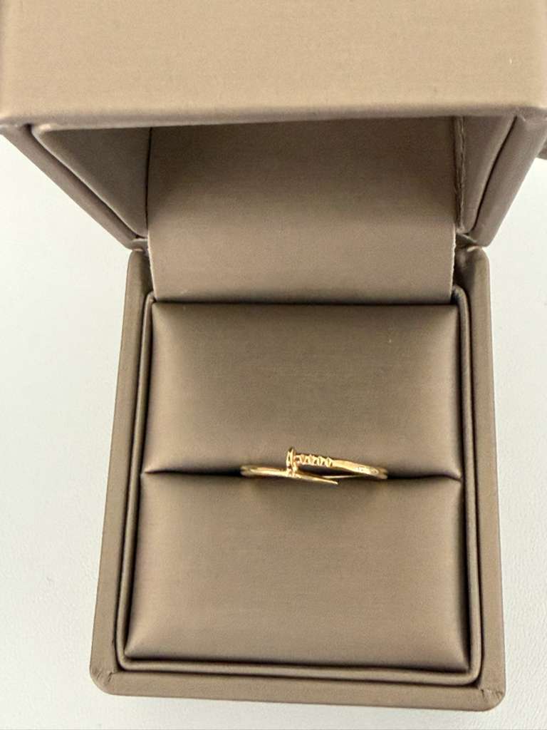 Anillo de Clavo