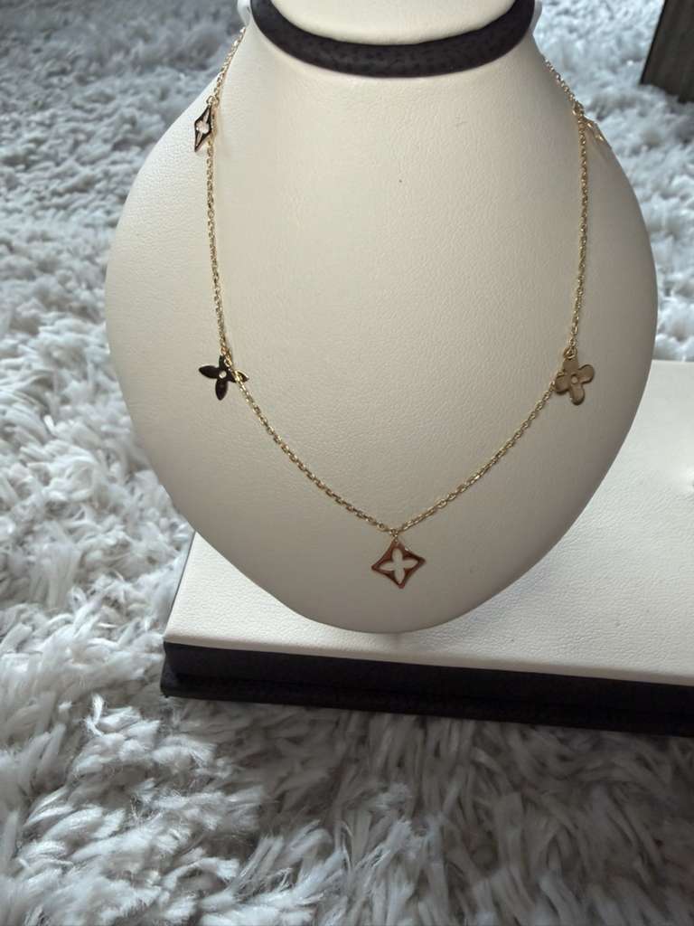 Cadena con colgante